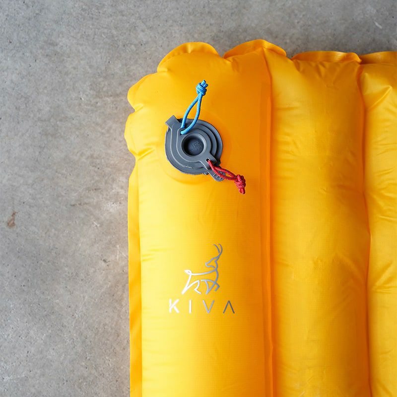 未使用KIVA INSULATED VENTURE WIDE SHORT マット KIVA OUTDOORS