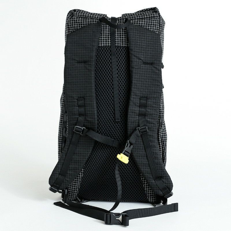 CAYL Gaya Roll Top Grid Solid ブラック Gaya Roll Top Grid Solid（日帰り登山にちょうどいい／18～22ℓ
